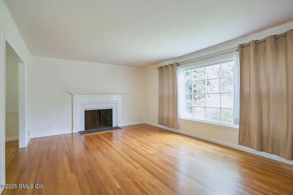 39 Mallard Drive Greenwich CT 06830