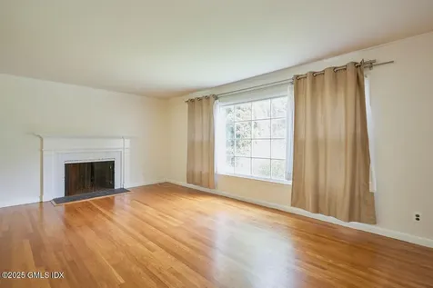 39 Mallard Drive Greenwich CT 06830