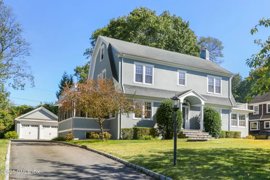 38 Van Rensselaer Avenue Stamford CT 06902