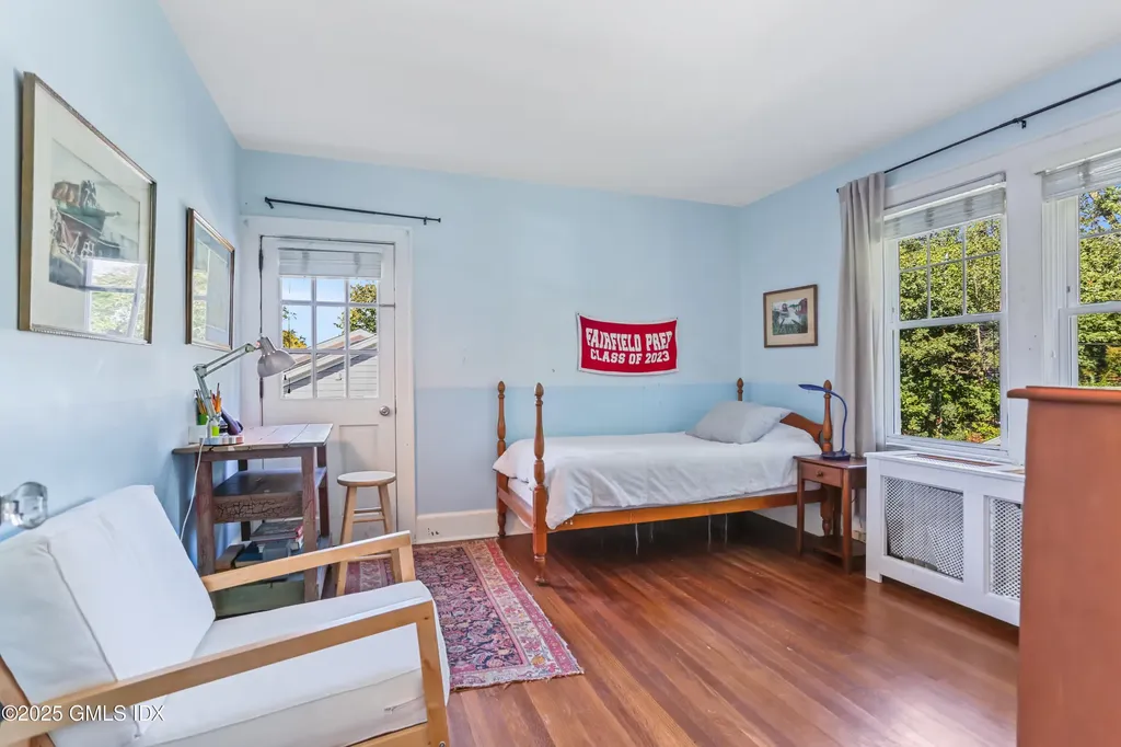 38 Van Rensselaer Avenue Stamford CT 06902