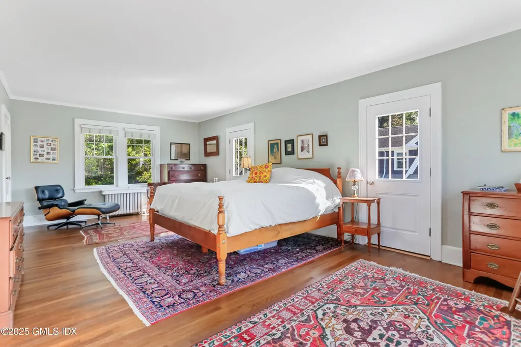 38 Van Rensselaer Avenue Stamford CT 06902