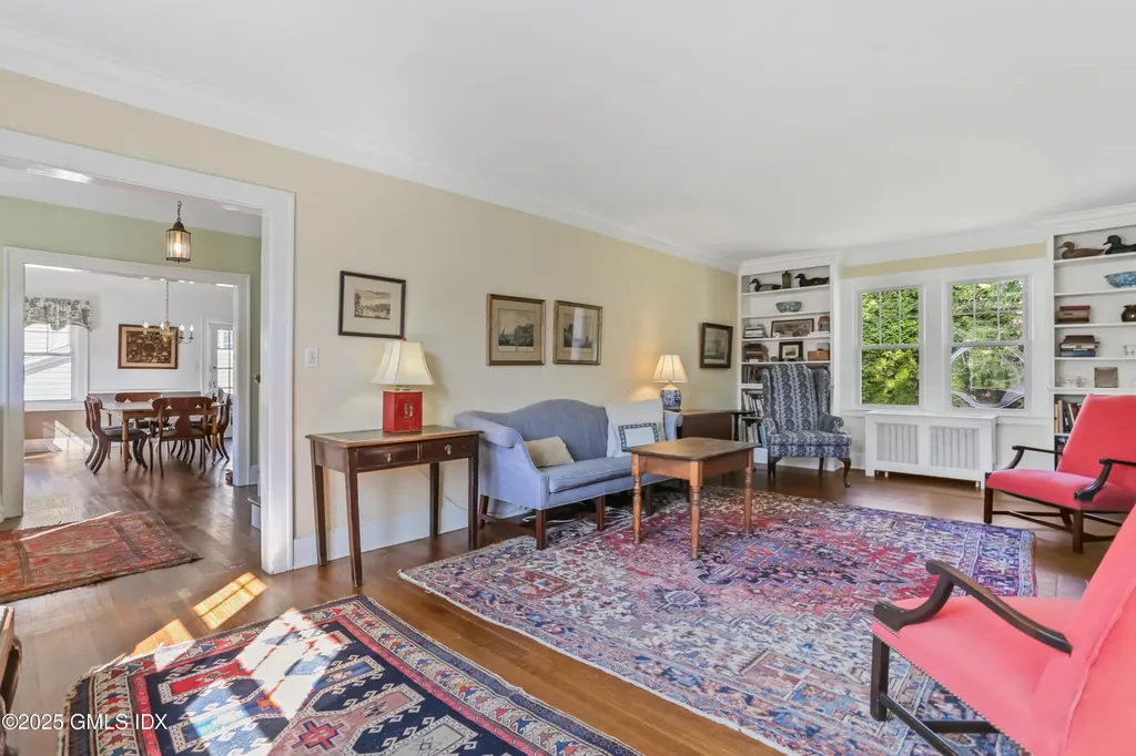 38 Van Rensselaer Avenue Stamford CT 06902