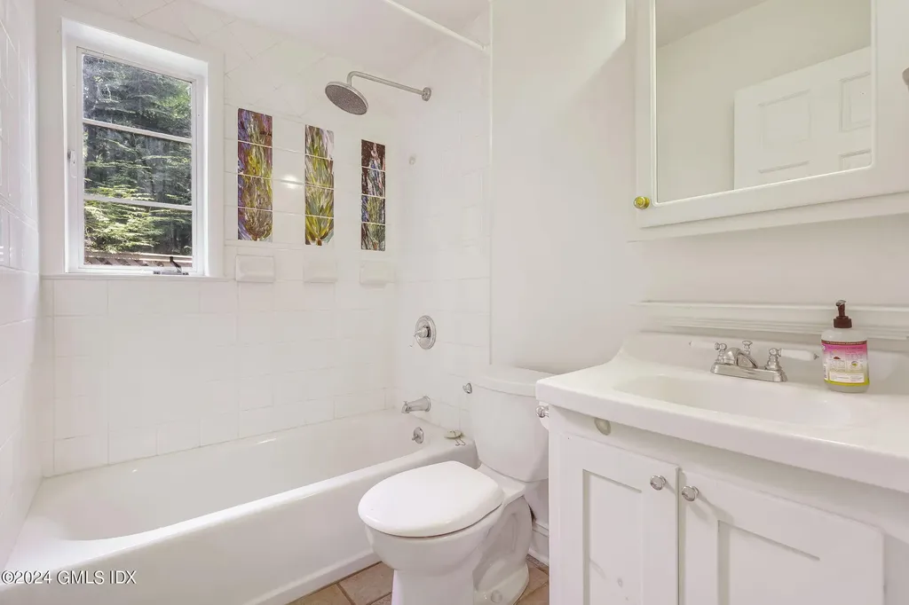 14 Grove Lane Greenwich CT 06831