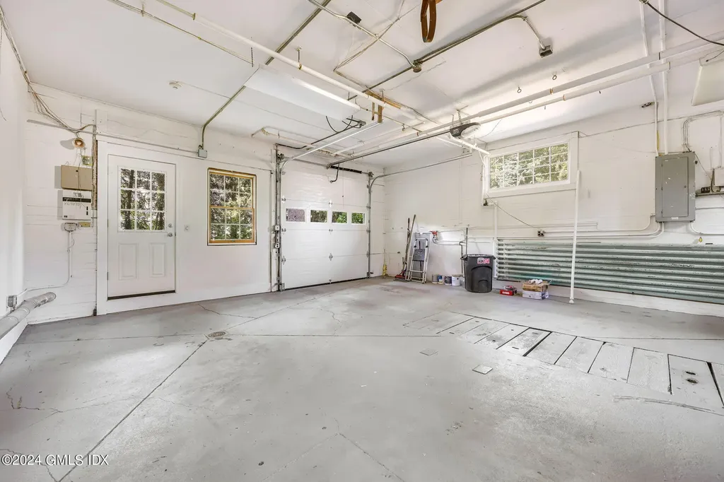 14 Grove Lane Greenwich CT 06831