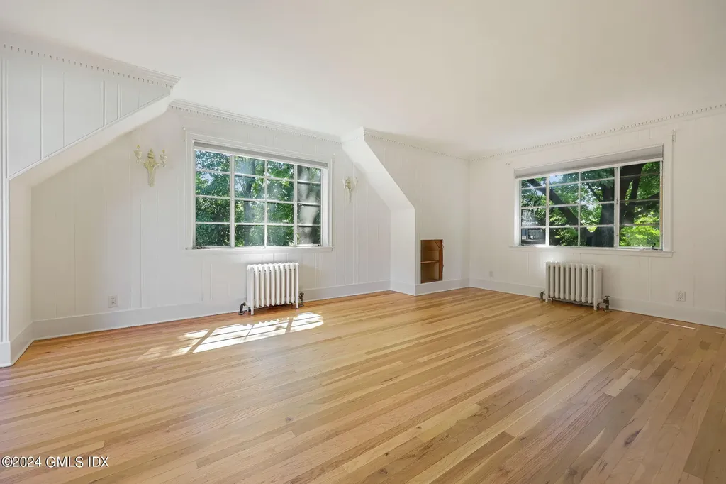 14 Grove Lane Greenwich CT 06831