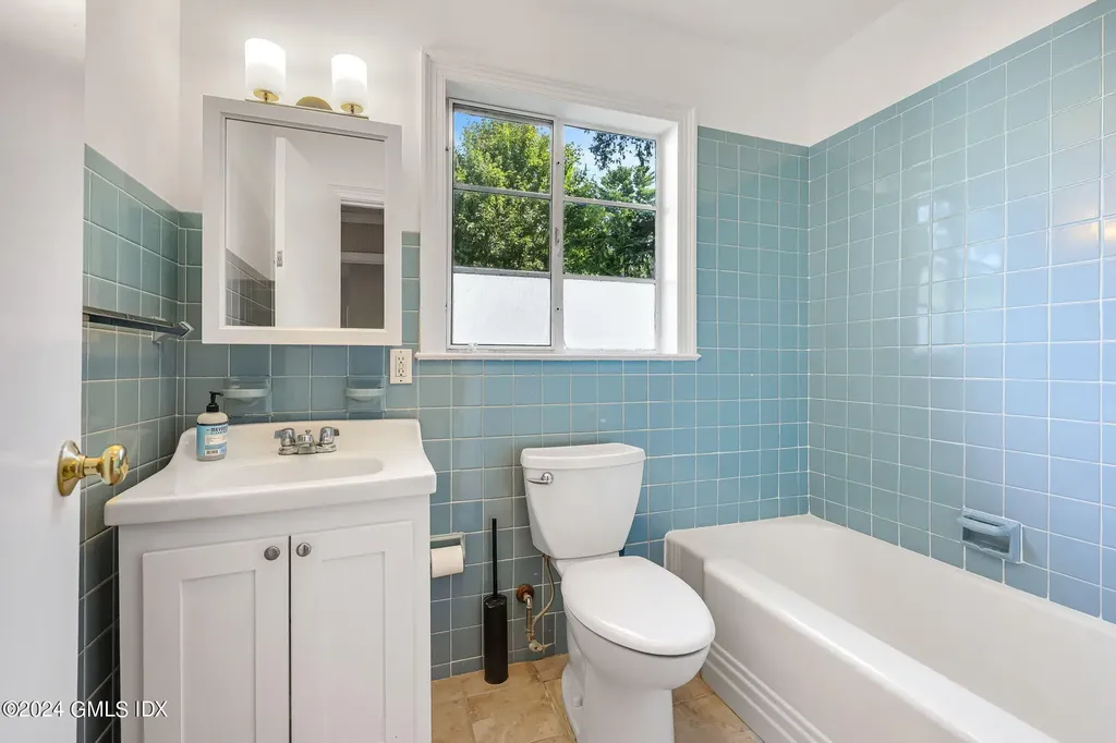 14 Grove Lane Greenwich CT 06831