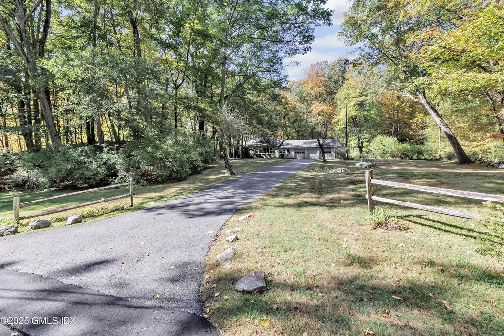 9 Corrigan Lane Greenwich CT 06831