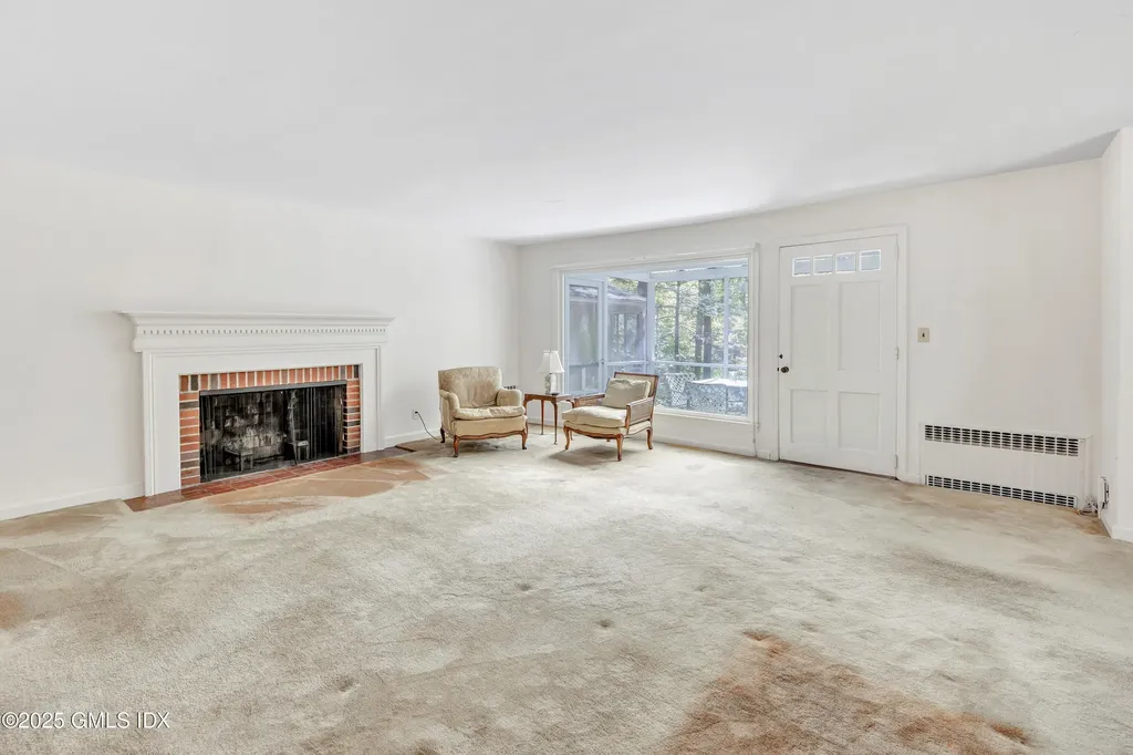 9 Corrigan Lane Greenwich CT 06831