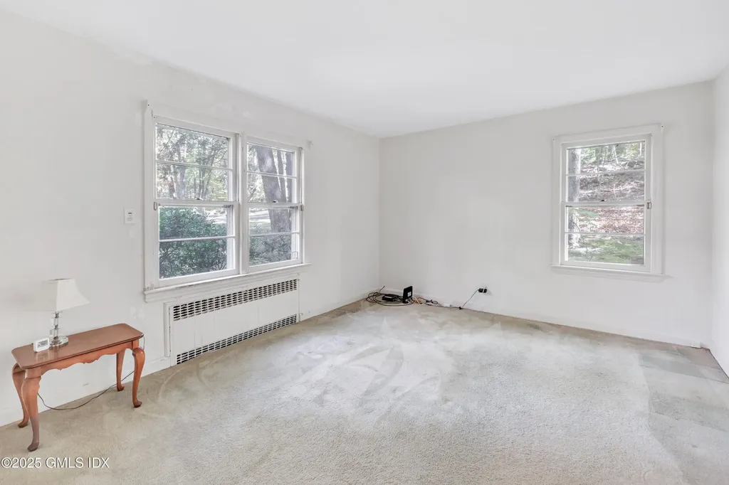 9 Corrigan Lane Greenwich CT 06831