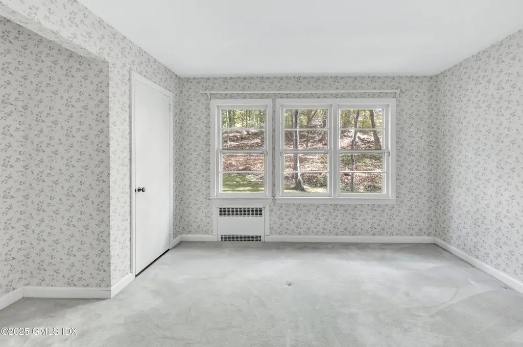 9 Corrigan Lane Greenwich CT 06831