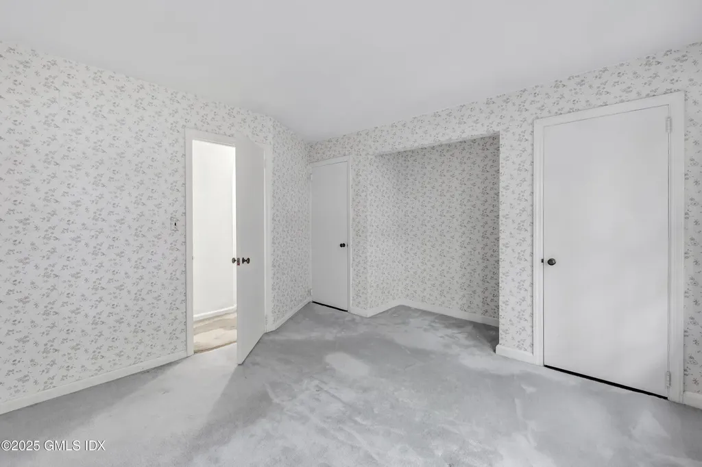 9 Corrigan Lane Greenwich CT 06831