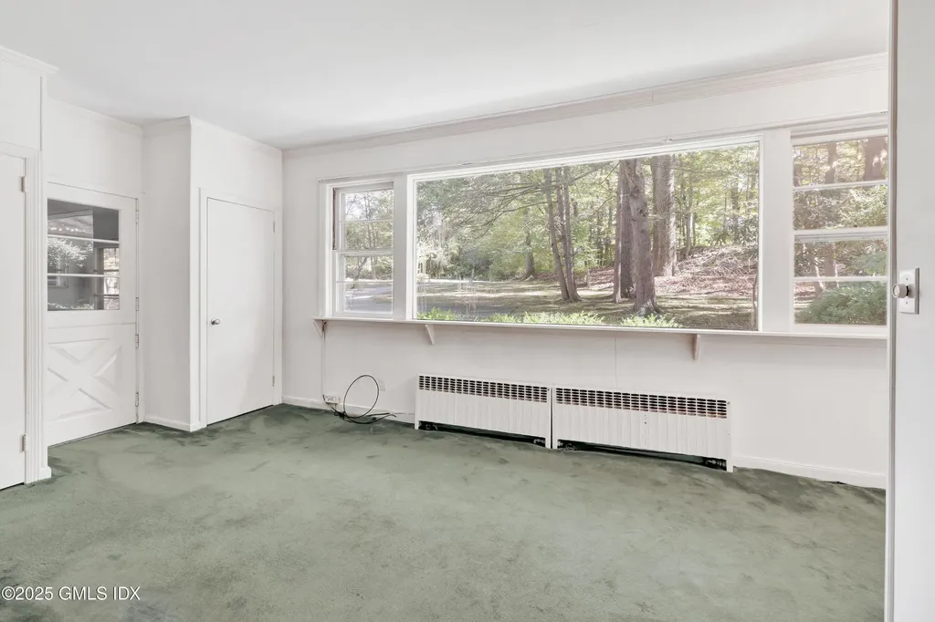 9 Corrigan Lane Greenwich CT 06831