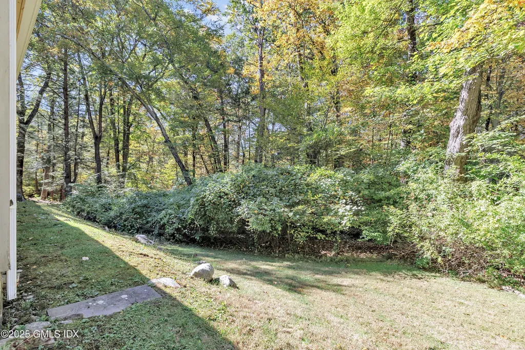 9 Corrigan Lane Greenwich CT 06831