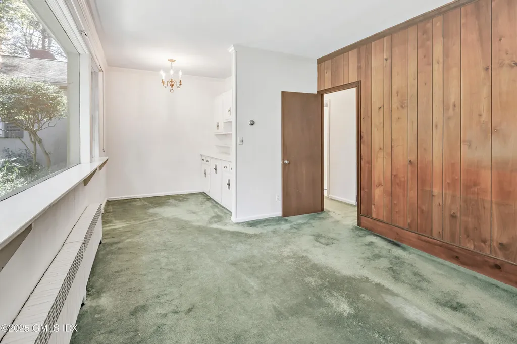 9 Corrigan Lane Greenwich CT 06831