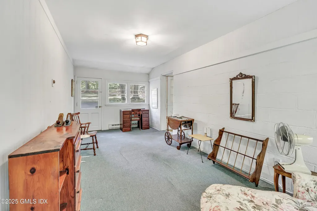 9 Corrigan Lane Greenwich CT 06831