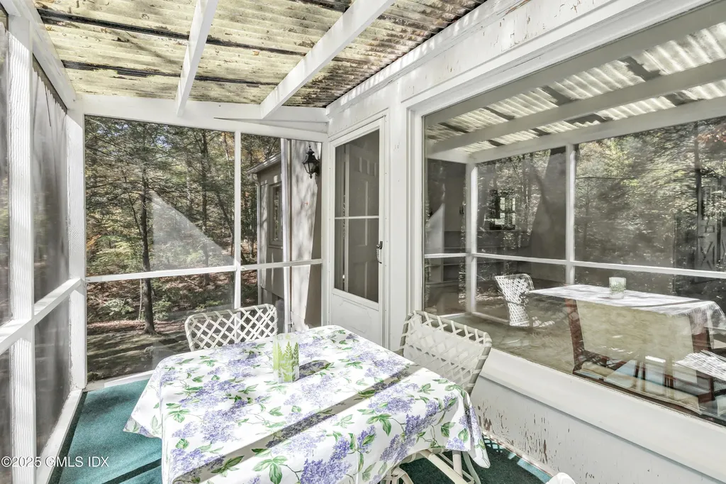 9 Corrigan Lane Greenwich CT 06831