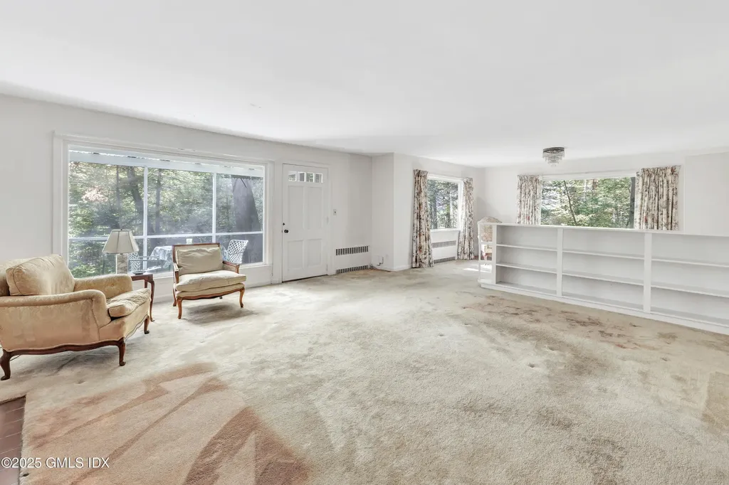 9 Corrigan Lane Greenwich CT 06831