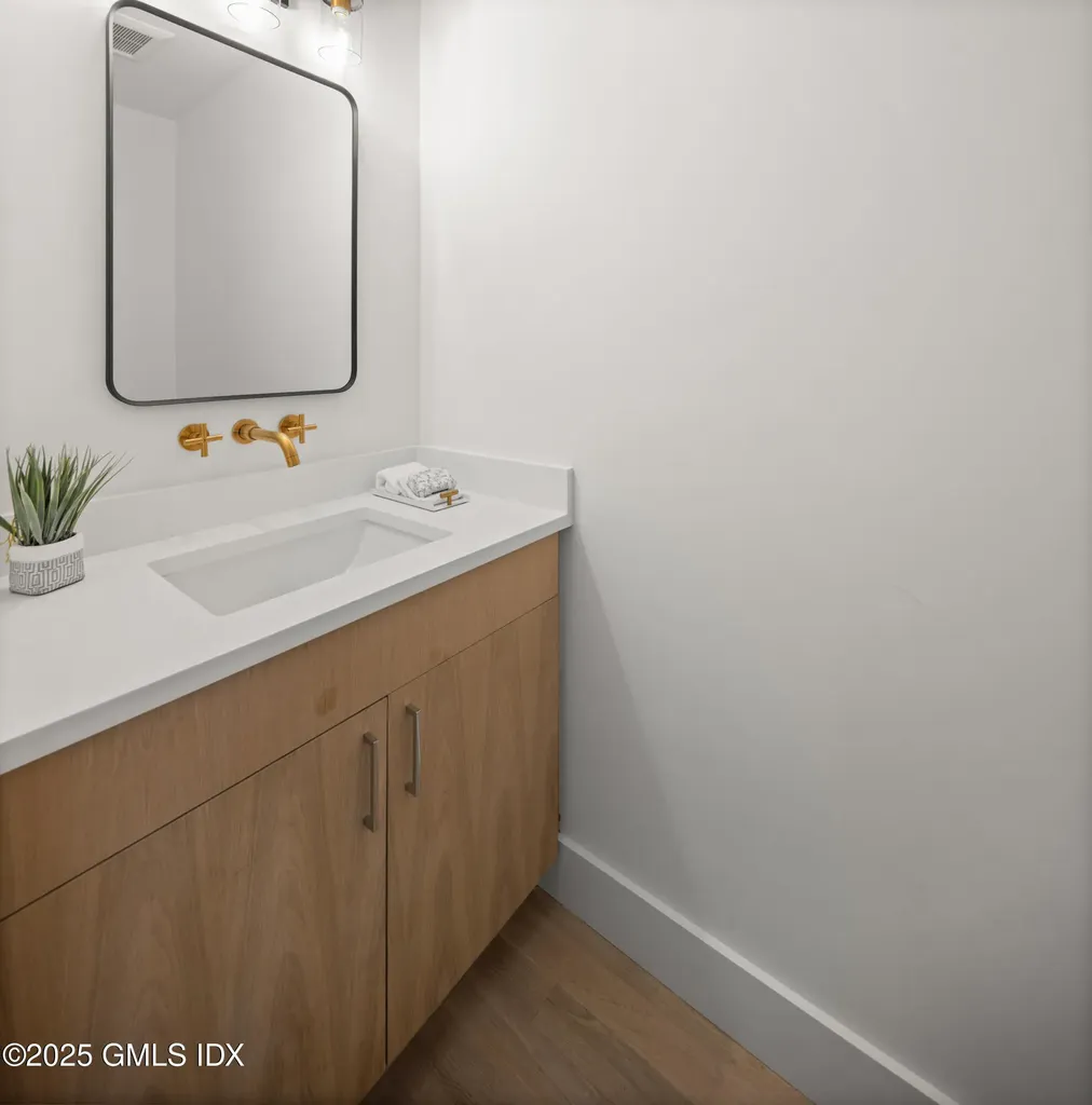 26 Homestead Lane Greenwich CT 06831