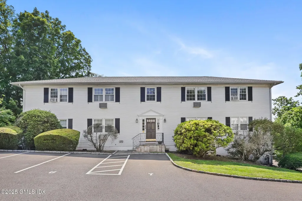 47 Valley Road Cos Cob CT 06807