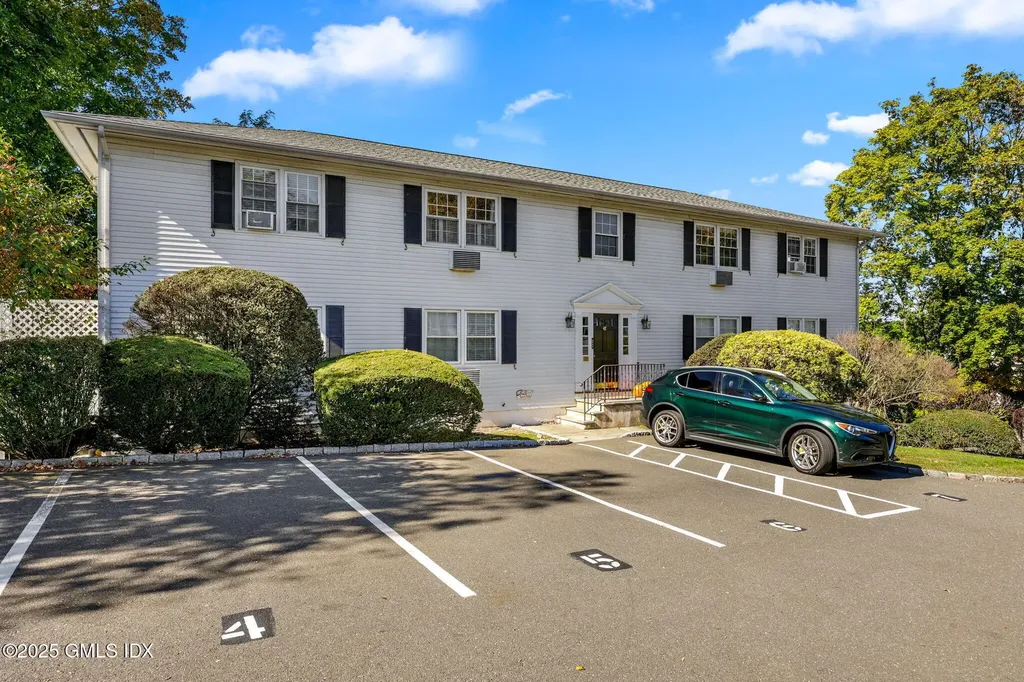 47 Valley Road Cos Cob CT 06807