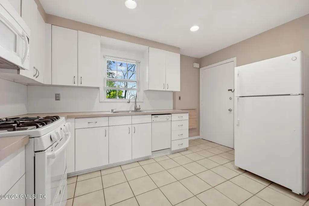 47 Valley Road Cos Cob CT 06807