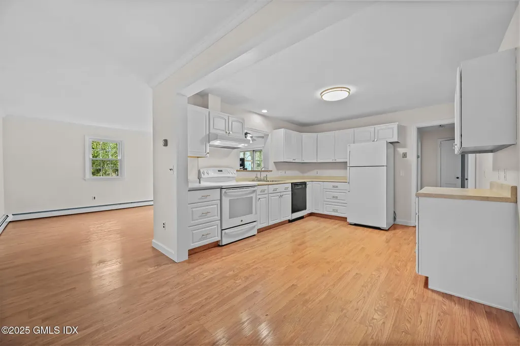 72 Glenville Street Greenwich CT 06831