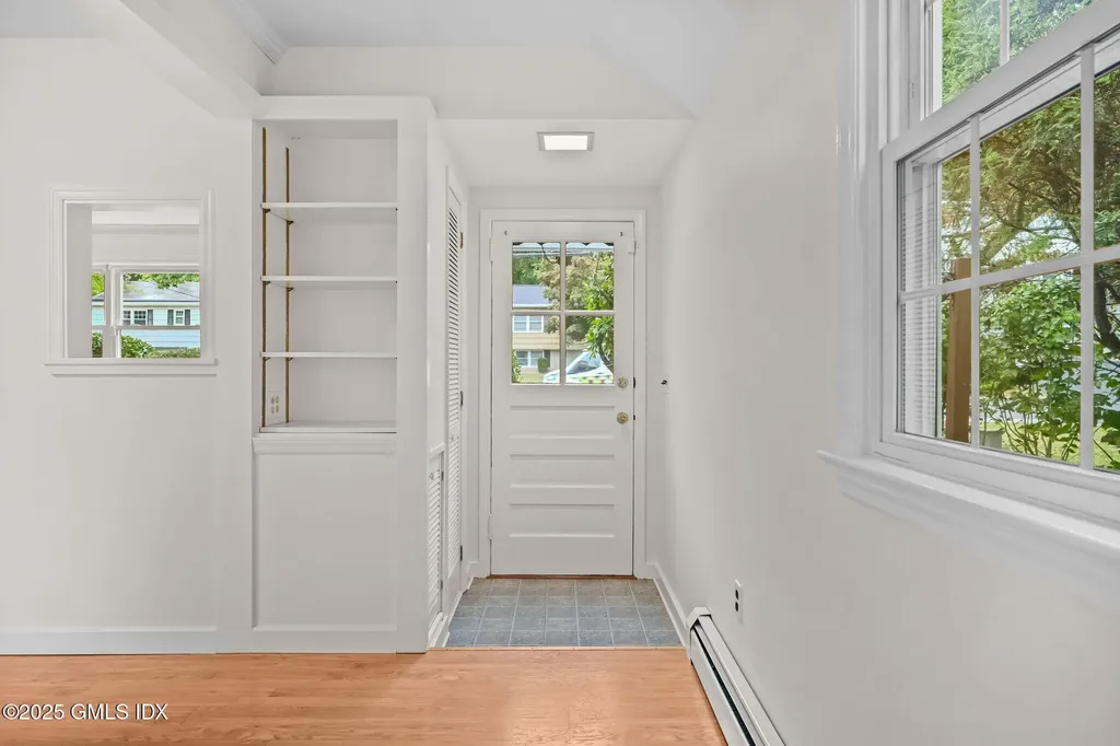 72 Glenville Street Greenwich CT 06831