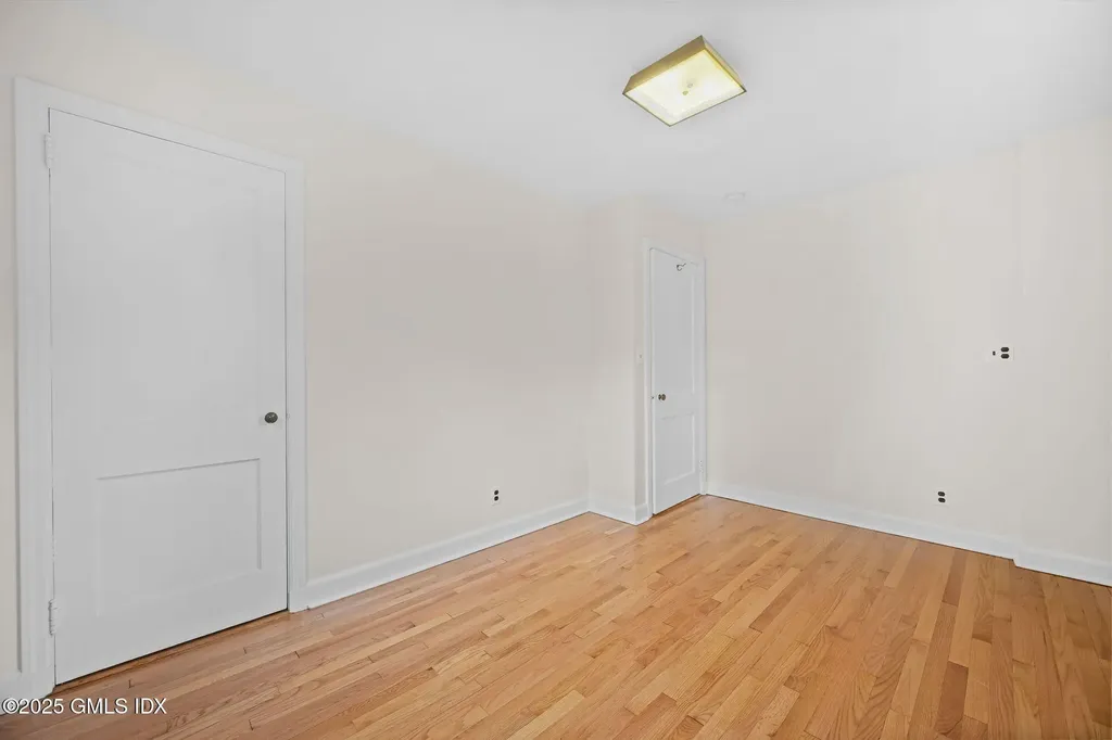 72 Glenville Street Greenwich CT 06831