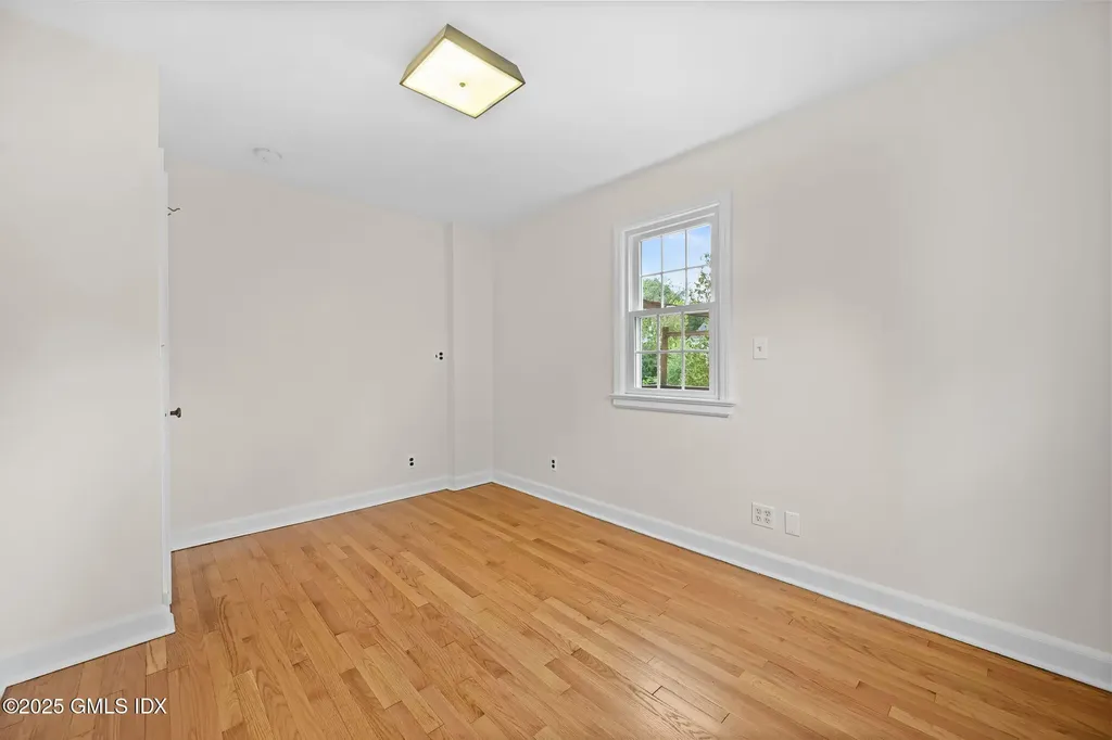 72 Glenville Street Greenwich CT 06831