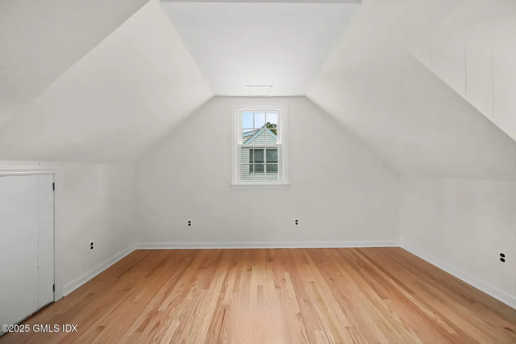 72 Glenville Street Greenwich CT 06831