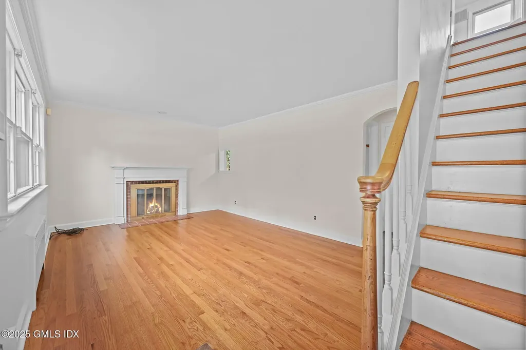 72 Glenville Street Greenwich CT 06831