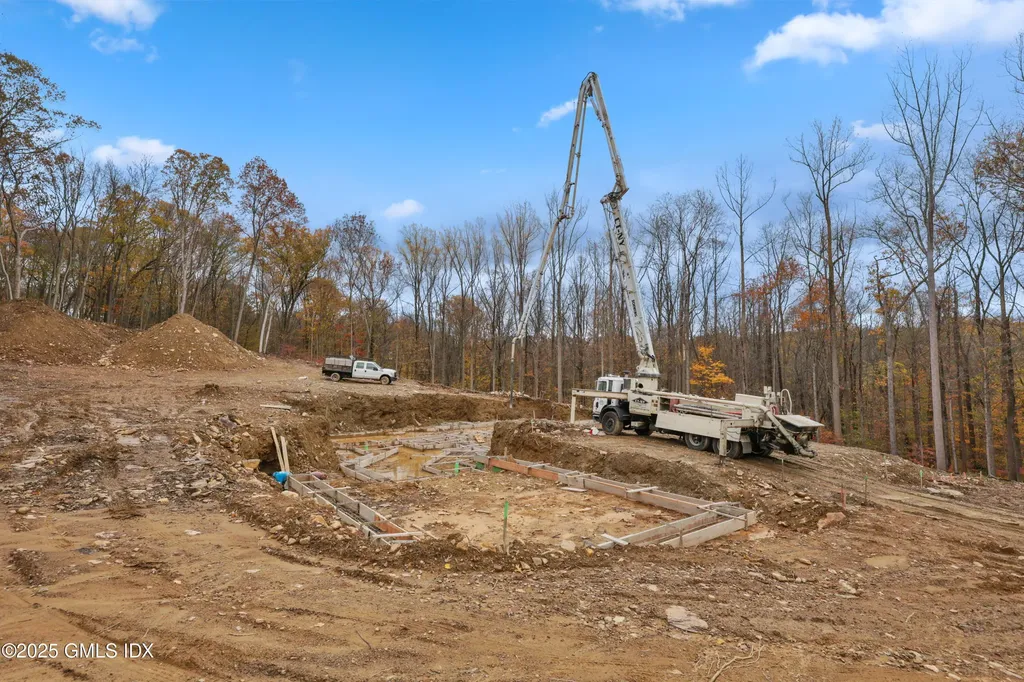 96 Porchuck Road Greenwich CT 06831