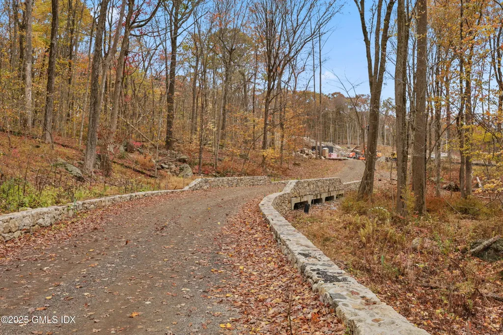 96 Porchuck Road Greenwich CT 06831