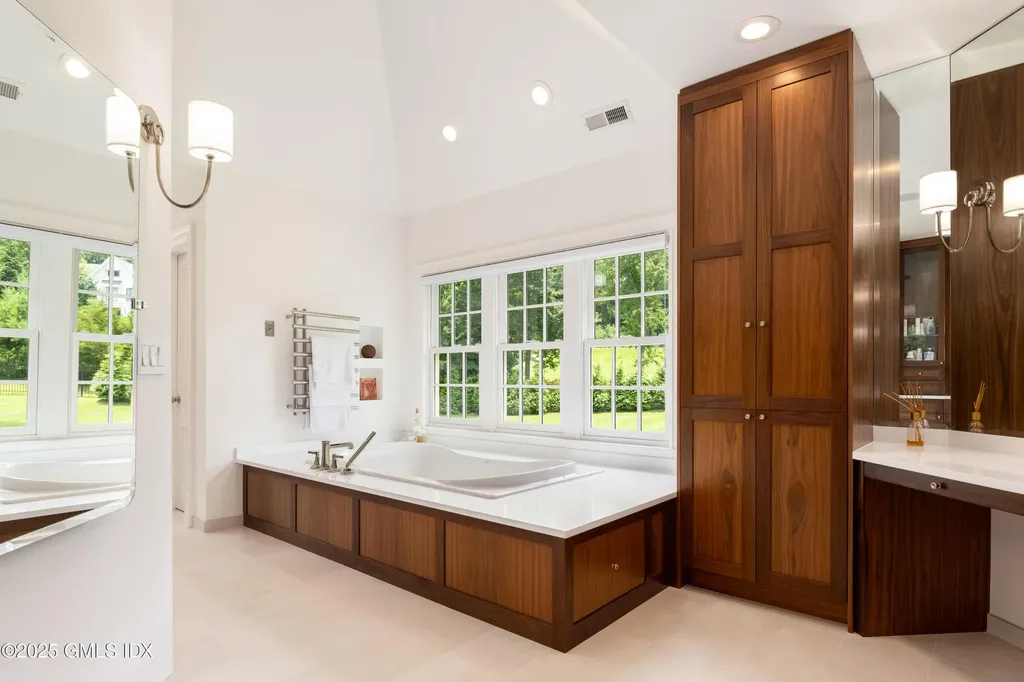 28 Thunder Mountain Road Greenwich CT 06831