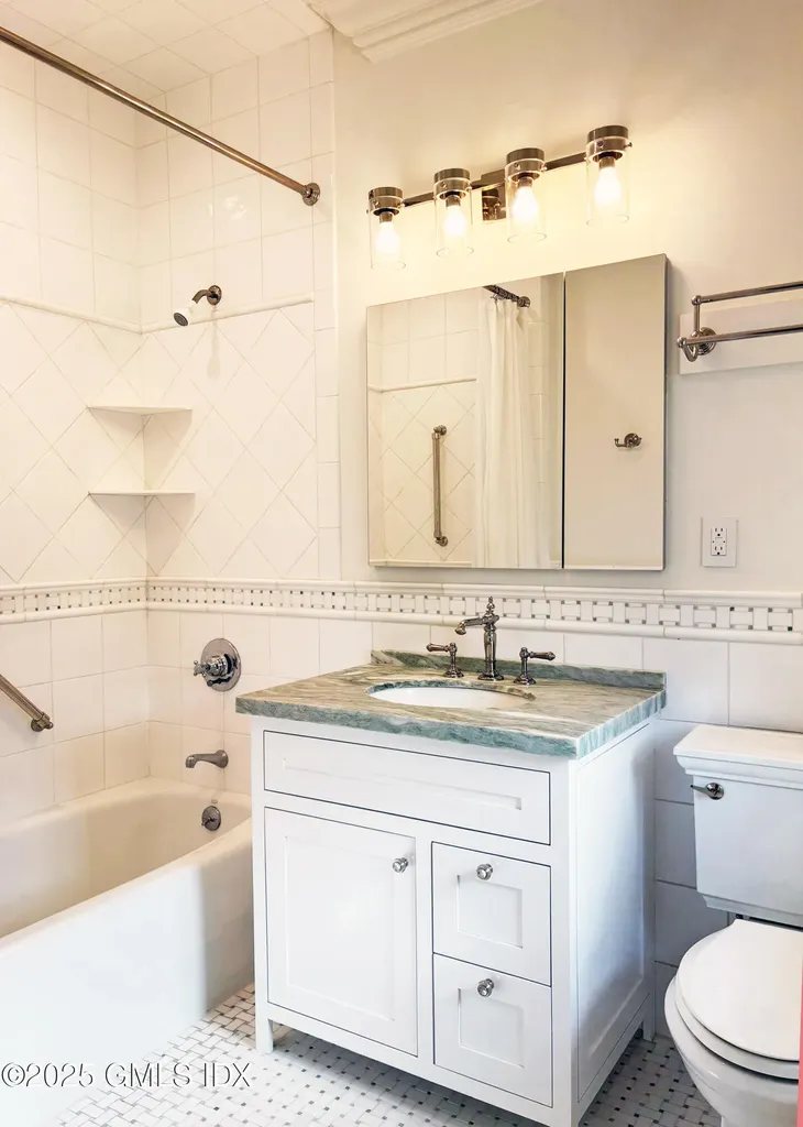 28 Thunder Mountain Road Greenwich CT 06831