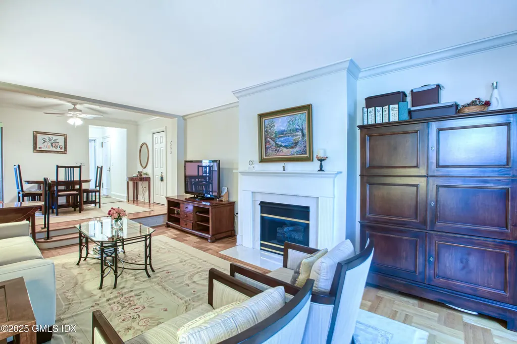 25 W Elm Street Greenwich CT 06830