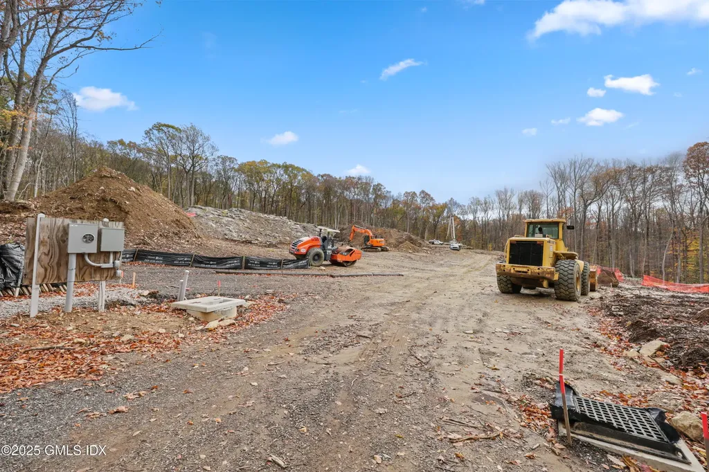 94 Porchuck Road Greenwich CT 06831