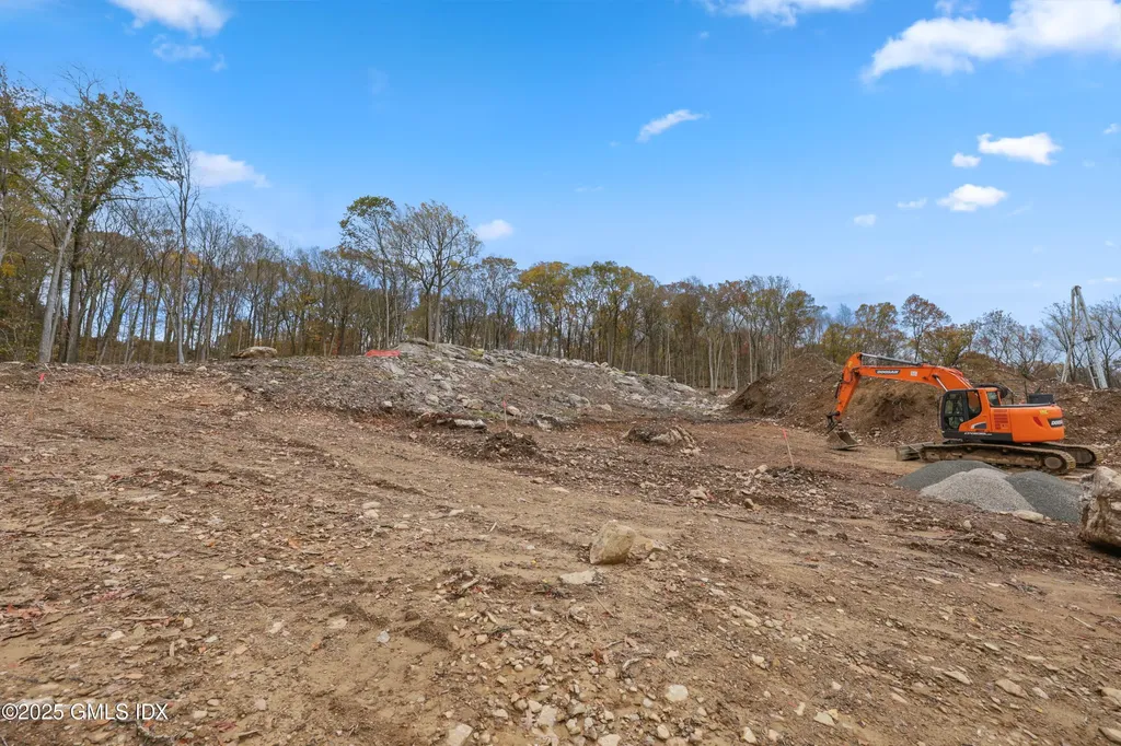 94 Porchuck Road Greenwich CT 06831