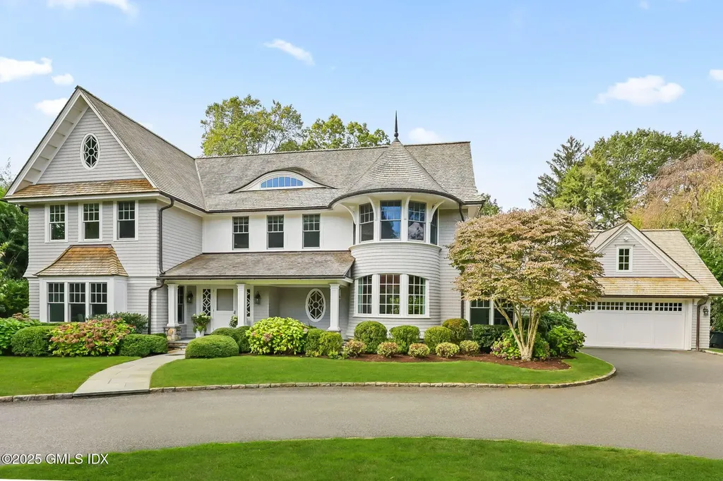 Riverside CT, 6 Gilliam Lane