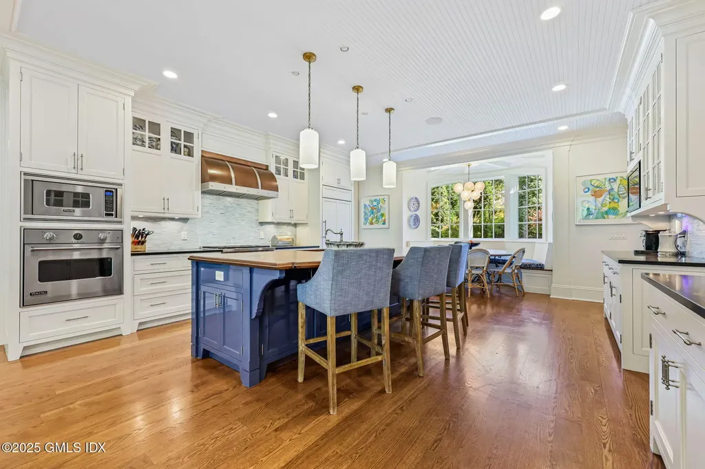 6 Gilliam Lane Riverside CT 06878