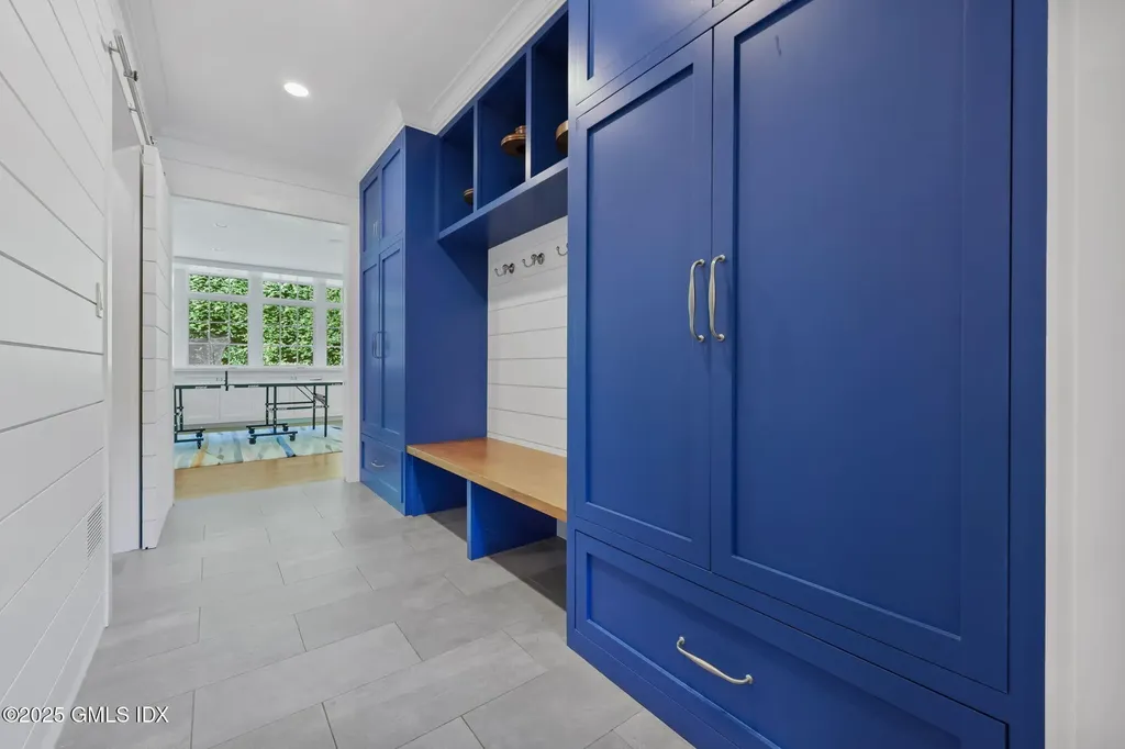 6 Gilliam Lane Riverside CT 06878