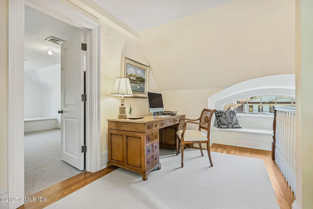 6 Gilliam Lane Riverside CT 06878