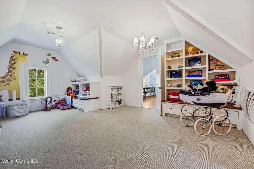 6 Gilliam Lane Riverside CT 06878