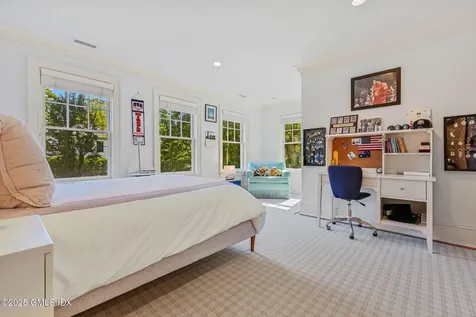 6 Gilliam Lane Riverside CT 06878