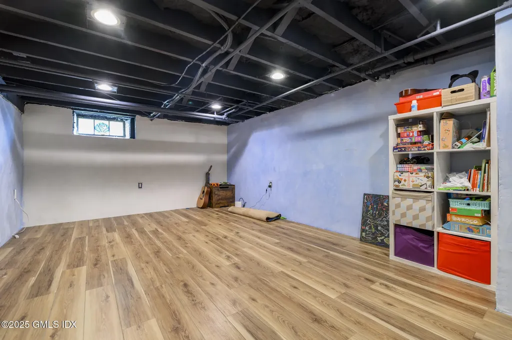 291 Delavan Avenue Greenwich CT 06830