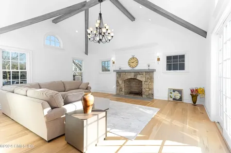 3 Finney Knoll Lane Riverside CT 06878