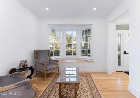 3 Finney Knoll Lane Riverside CT 06878