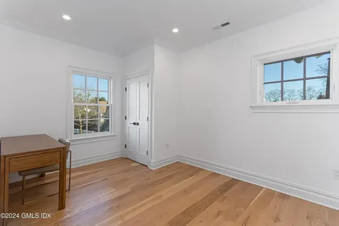 3 Finney Knoll Lane Riverside CT 06878