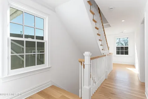 3 Finney Knoll Lane Riverside CT 06878