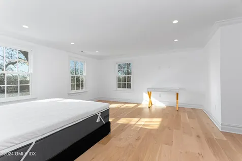 3 Finney Knoll Lane Riverside CT 06878